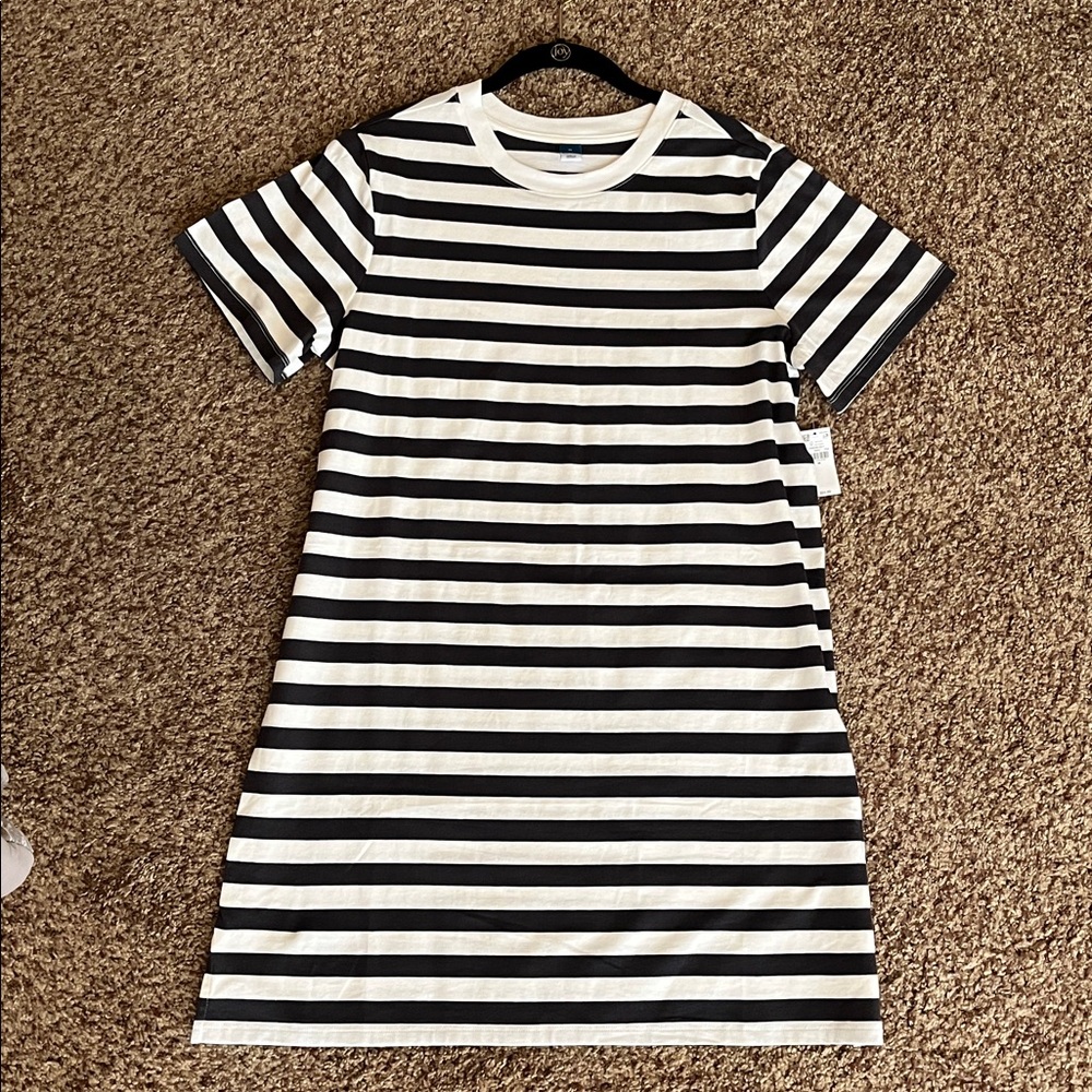 Old Navy Striped Dress Size M NWT